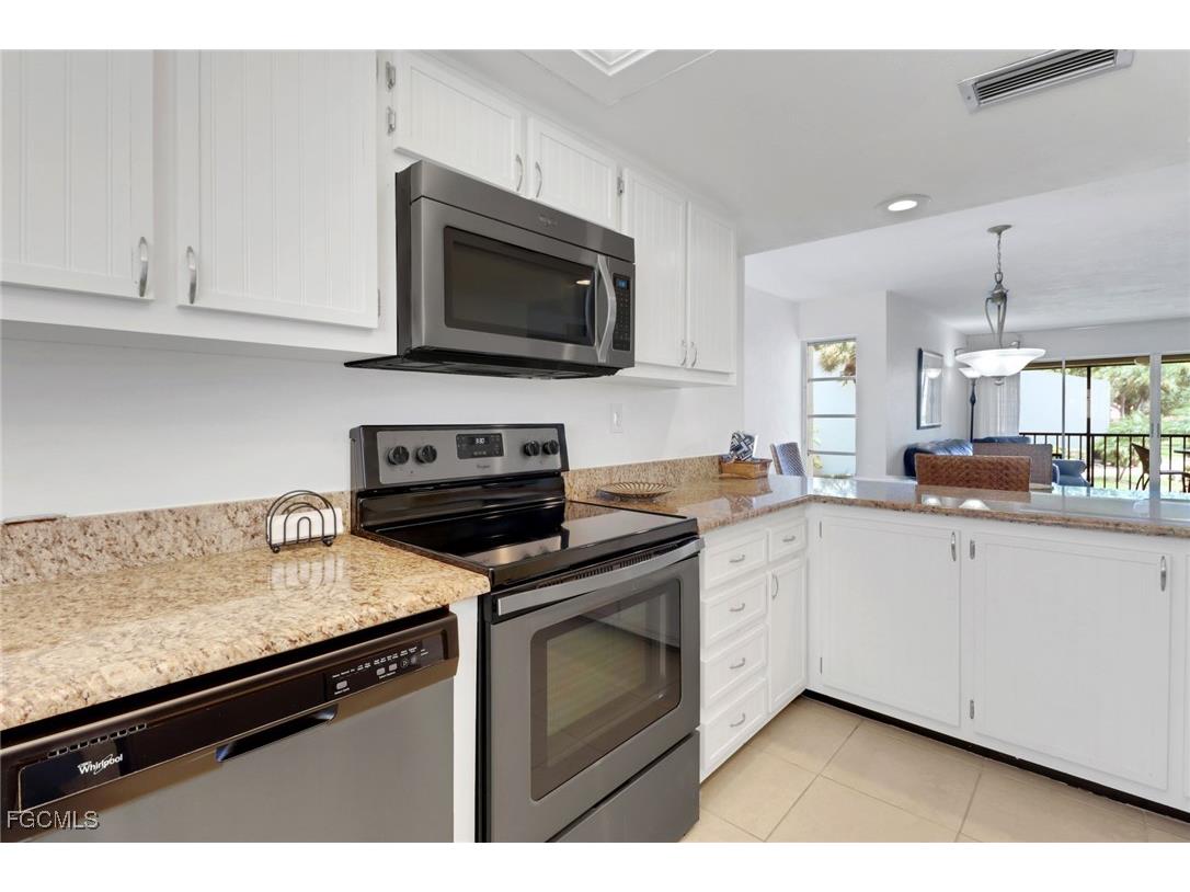 4417 Spanker Court #2A Fort Myers FL 33919 2025004069 image5