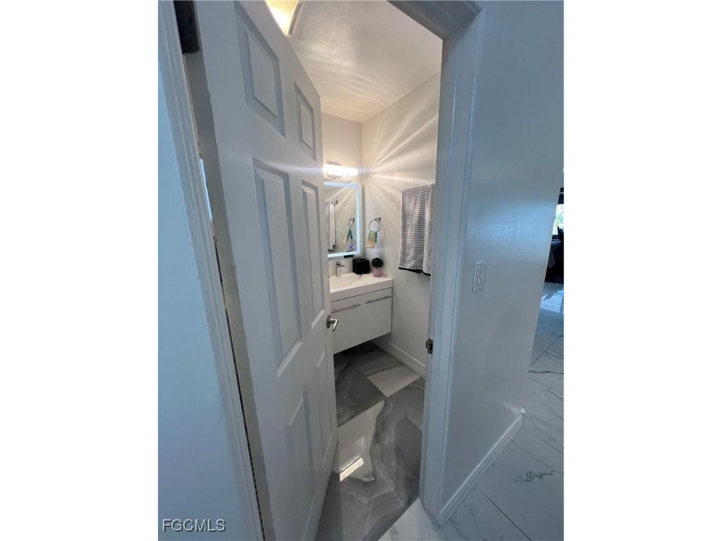 4418 Orange Grove Boulevard North Fort Myers FL 33903 2025021559 image12