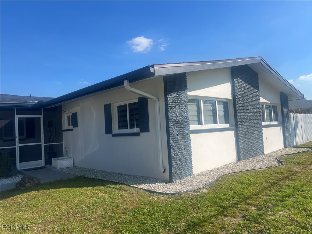 4418 Orange Grove Boulevard North Fort Myers FL 33903 2025021559 image2