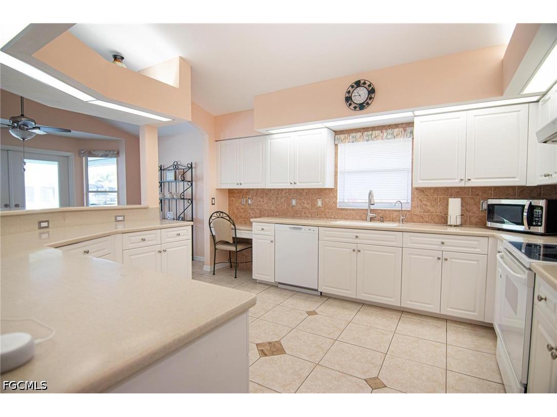 4418 SW 12th Place Cape Coral FL 33914 2026021210 image8