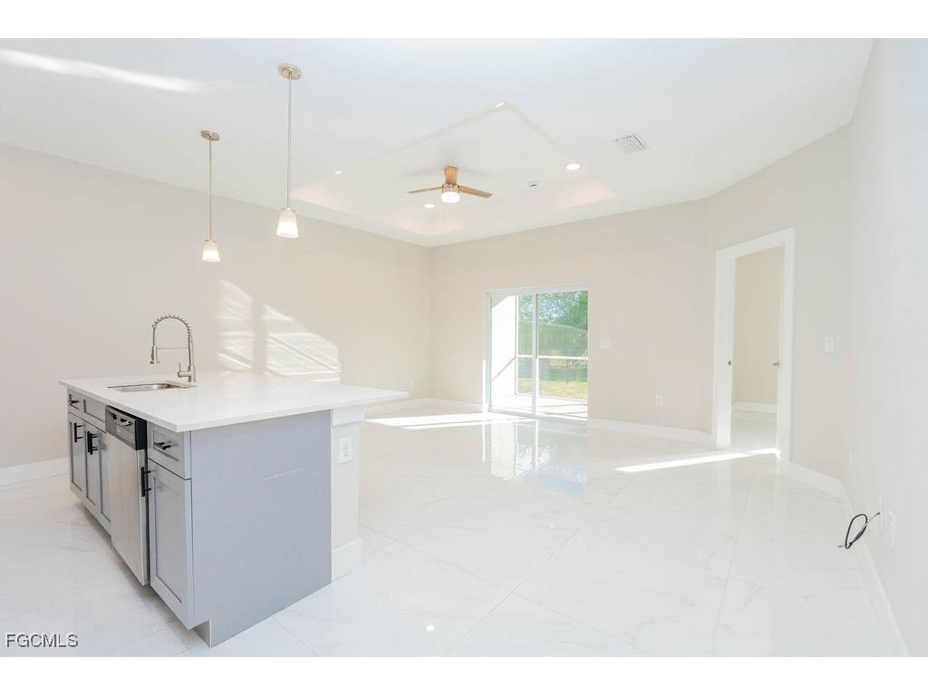 4419 22nd Street SW Lehigh Acres FL 33973 2026001999 image5