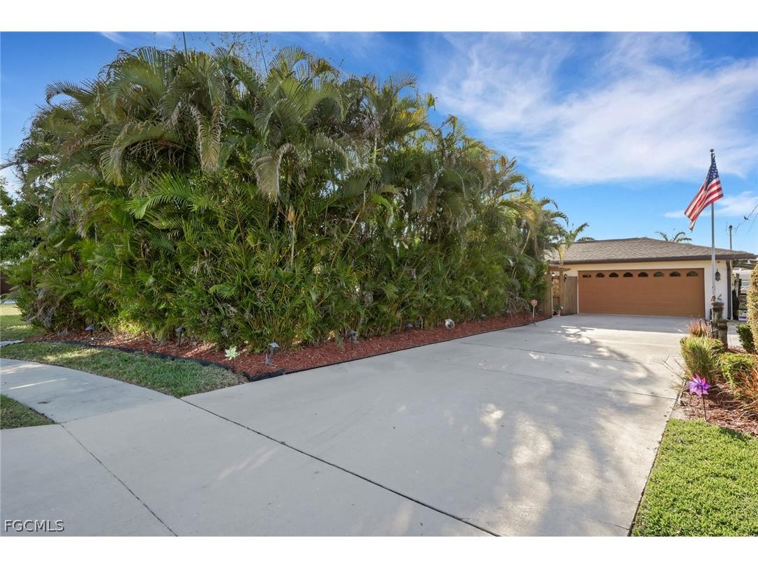 4419 N Pacific Circle North Fort Myers FL 33903 2026010757 image1
