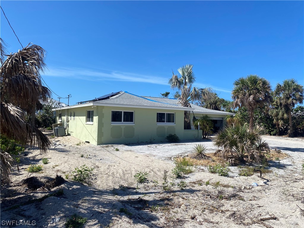 442 Lake Murex Circle Sanibel FL 33957 223027113 image1