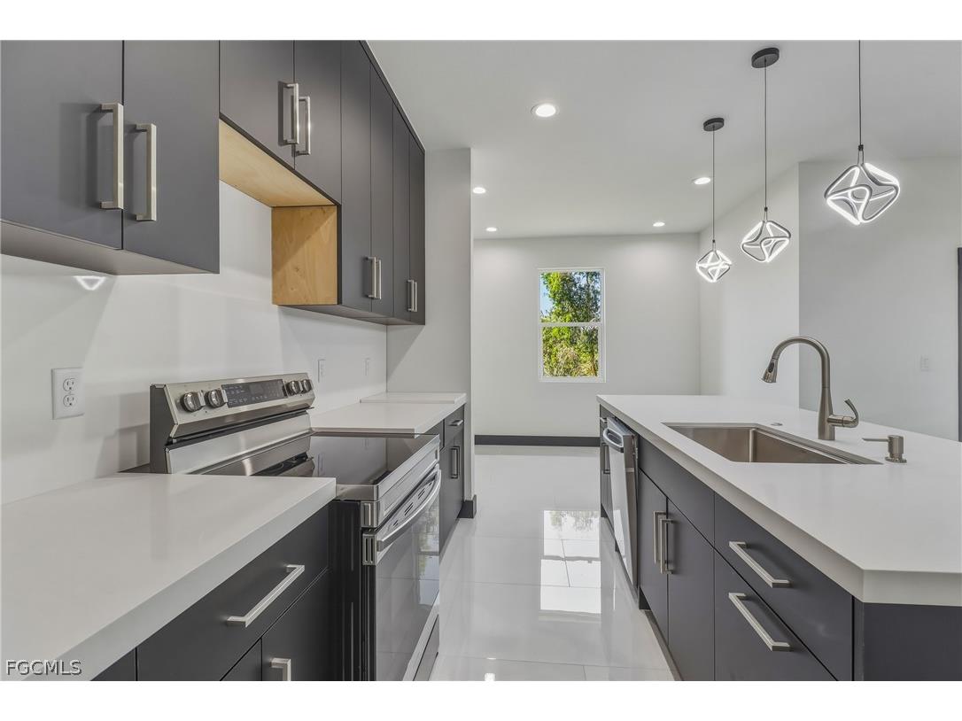 442 Mercedes Court Lehigh Acres FL 33972 2026010612 image12