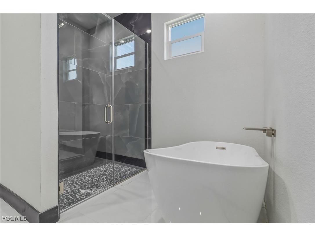 442 Mercedes Court Lehigh Acres FL 33972 2026010612 image14