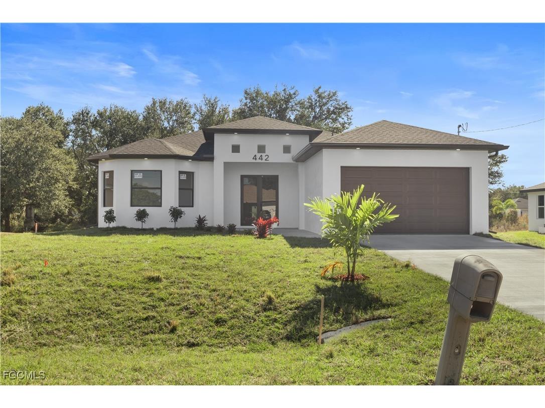 442 Poplar Street Lehigh Acres FL 33974 2026002040 image5