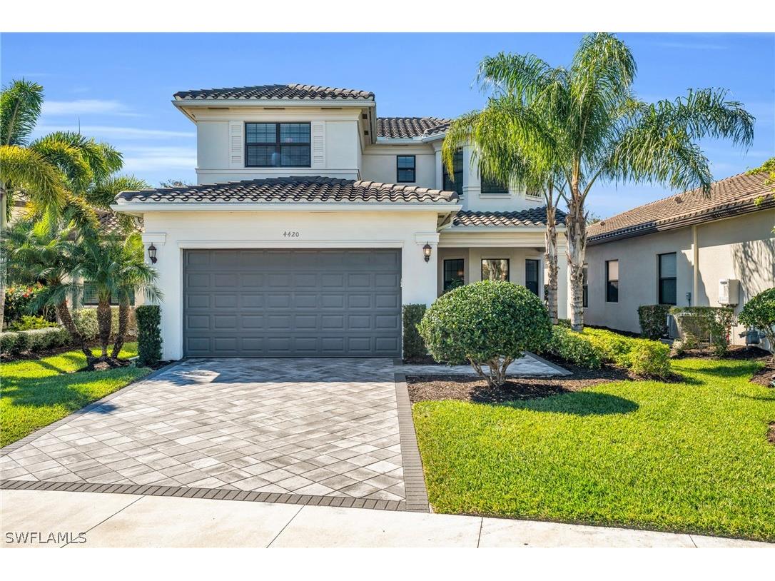 4420 Aurora Street Naples FL 34119 224039638 image1