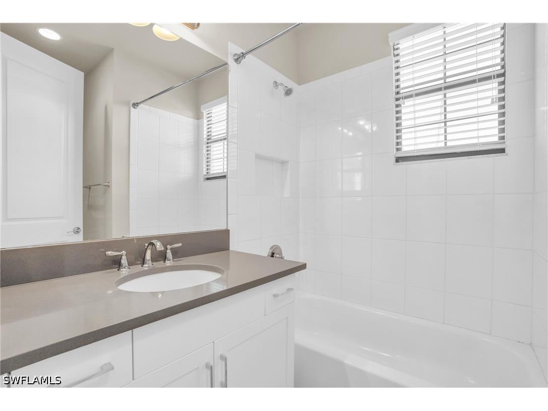 4420 Aurora Street Naples FL 34119 226020049 image24