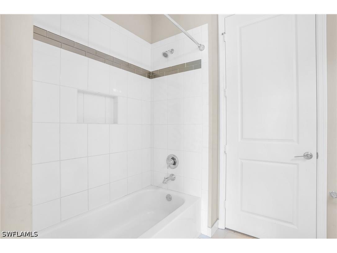 4420 Aurora Street Naples FL 34119 226020049 image26
