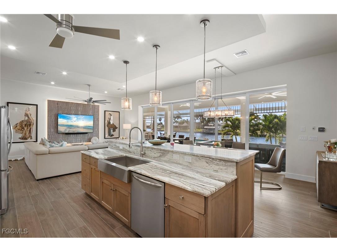 4420 SW 24th Avenue Cape Coral FL 33914 2025024100 image11