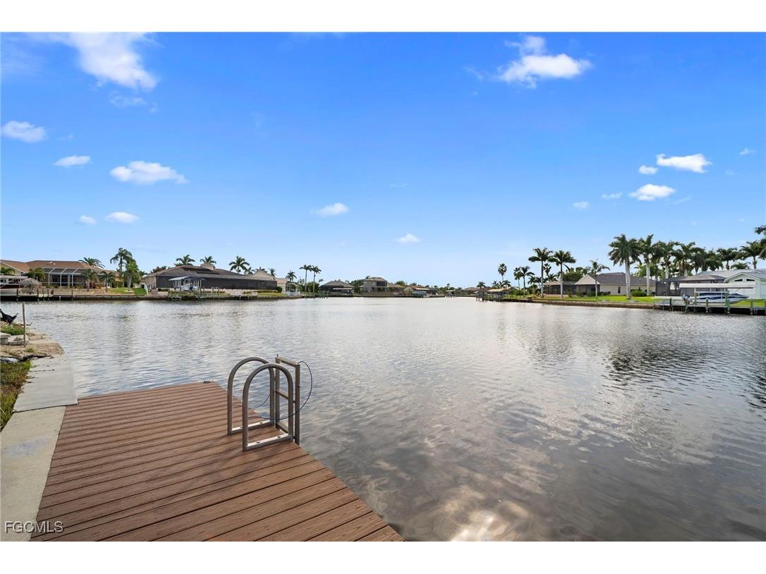 4420 SW 24th Avenue Cape Coral FL 33914 2025024100 image40