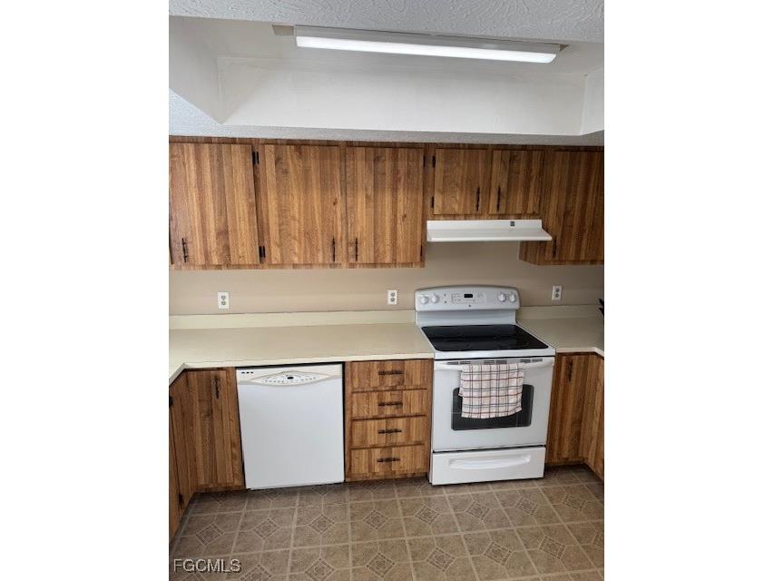 4420 Santa Barbara Boulevard #205 Cape Coral FL 33914 2025015869 image3