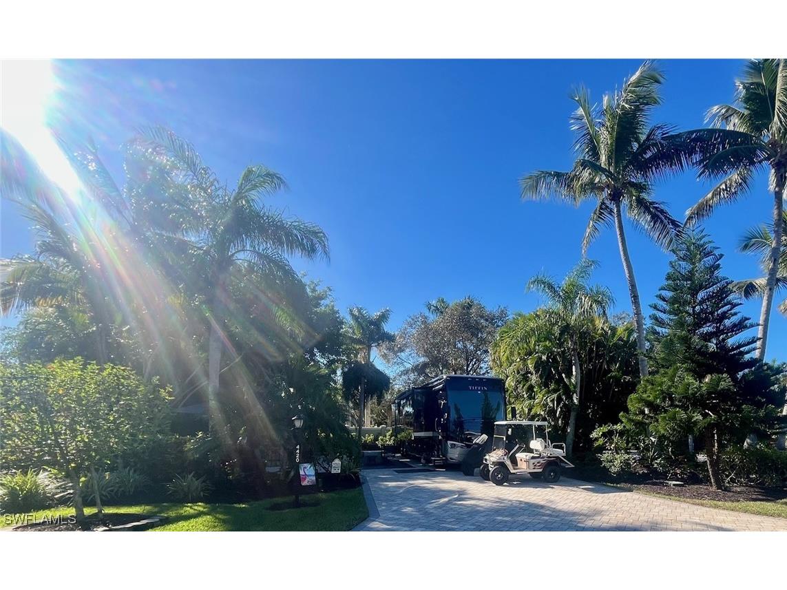4420 Southern Breeze Drive Naples FL 34114 226003175 image1