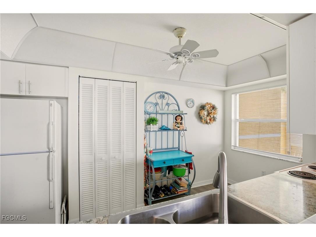 4421 Bay Beach Lane #611 Fort Myers Beach FL 33931 2026004318 image11