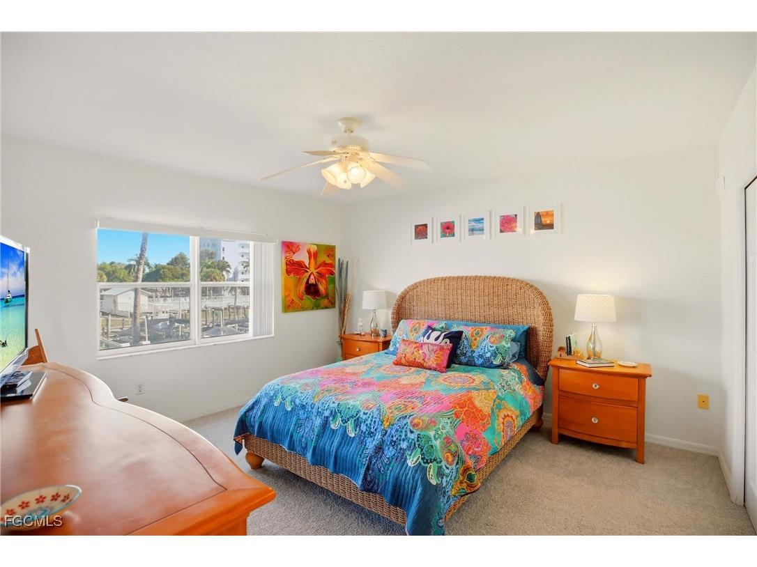 4421 Bay Beach Lane #611 Fort Myers Beach FL 33931 2026004318 image15