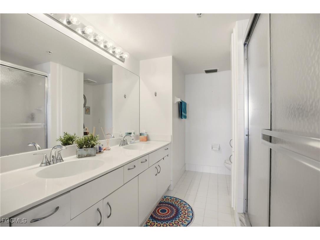 4421 Bay Beach Lane #611 Fort Myers Beach FL 33931 2026004318 image18