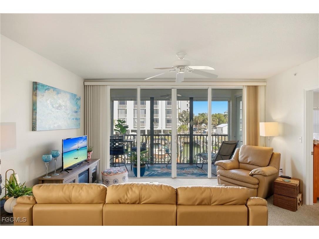 4421 Bay Beach Lane #611 Fort Myers Beach FL 33931 2026004318 image3