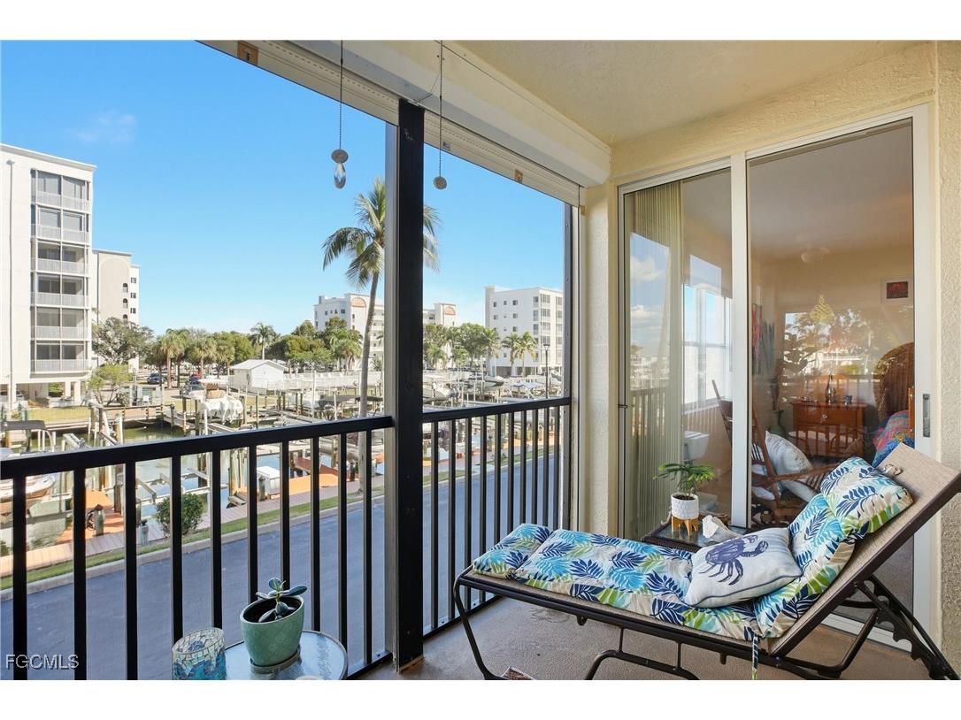 4421 Bay Beach Lane #611 Fort Myers Beach FL 33931 2026004318 image30