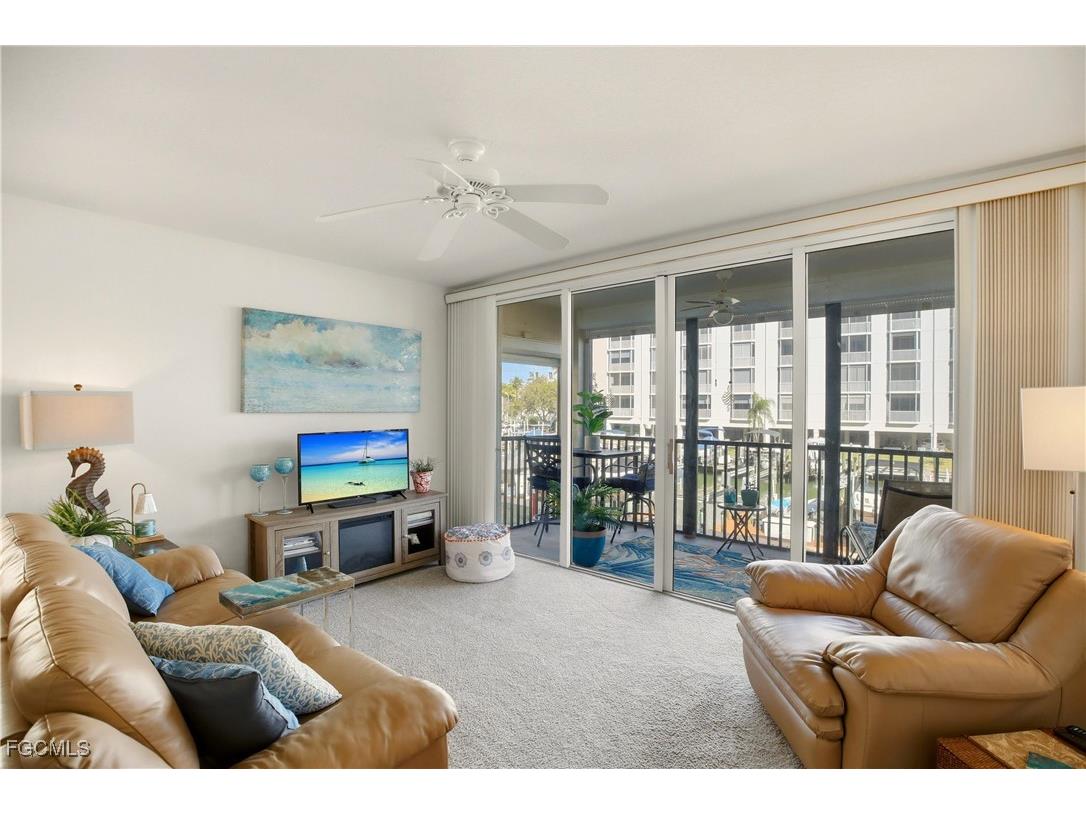4421 Bay Beach Lane #611 Fort Myers Beach FL 33931 2026004318 image4
