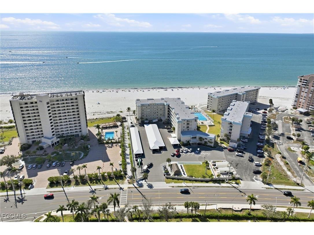 4421 Bay Beach Lane #611 Fort Myers Beach FL 33931 2026004318 image42