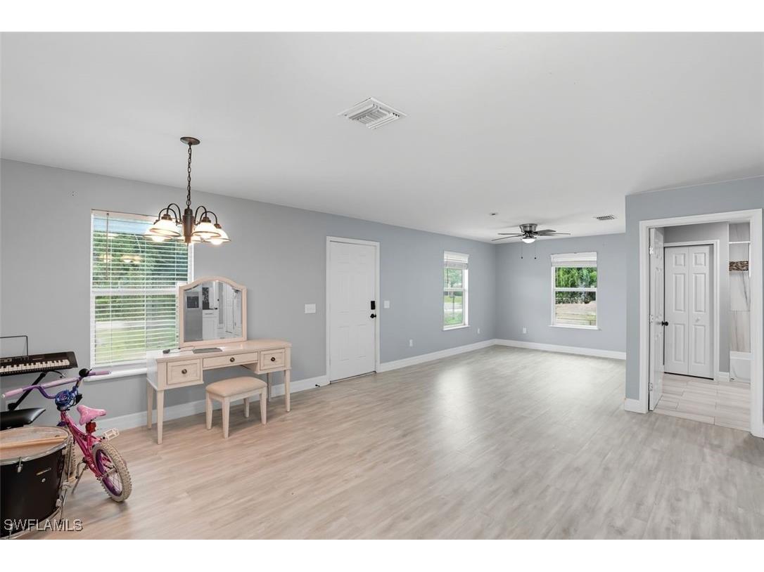 4421 Bessie Avenue Fort Myers FL 33905 225071362 image7