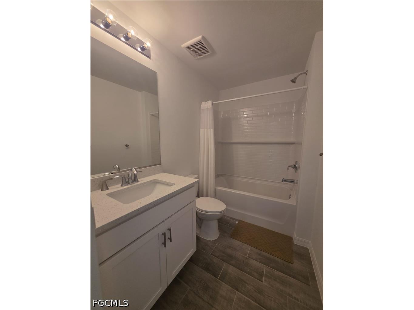 4421 NE 15th Place Cape Coral FL 33909 2026014559 image10