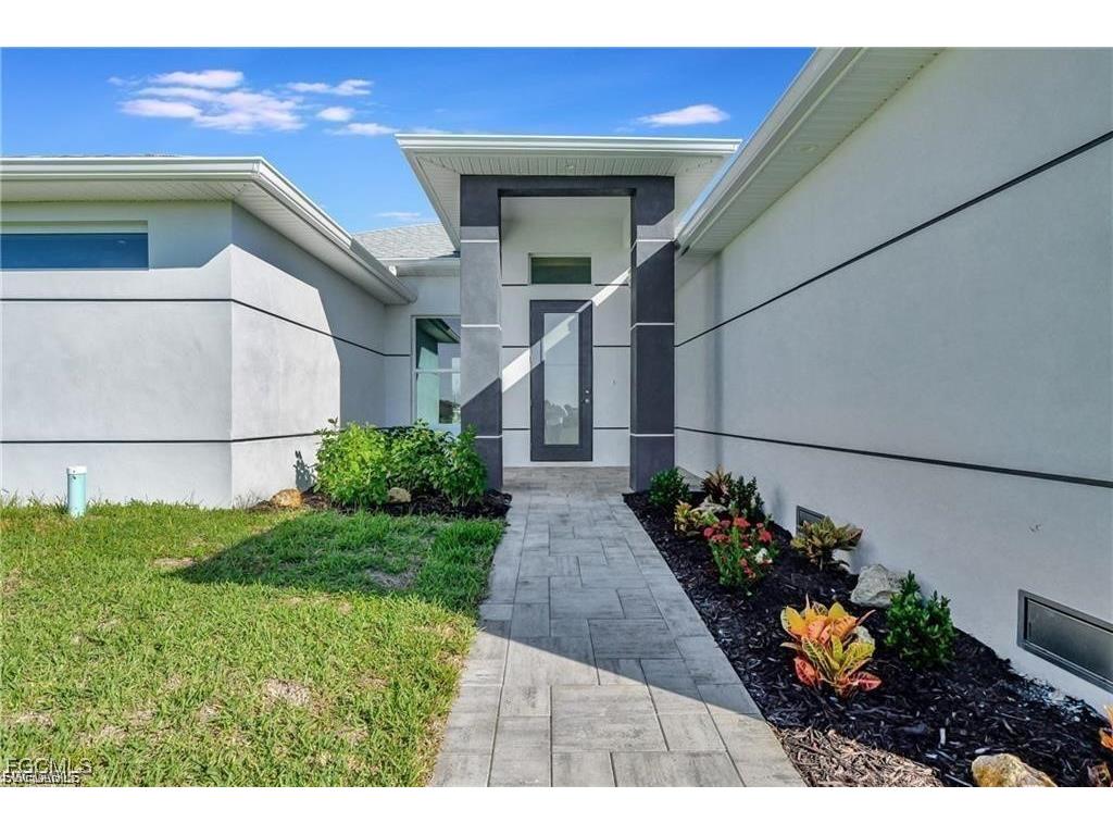 4421 NW 32nd Lane Cape Coral FL 33993 2025020143 image5