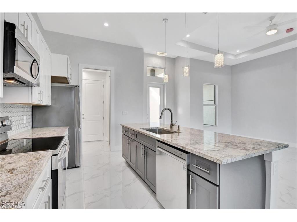 4421 NW 32nd Lane Cape Coral FL 33993 2025020143 image8