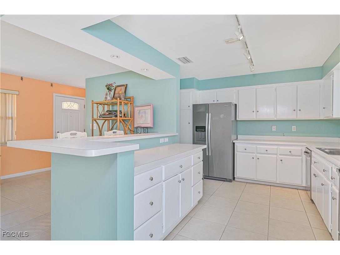 4421 SE 1st Avenue Cape Coral FL 33904 2025024941 image12