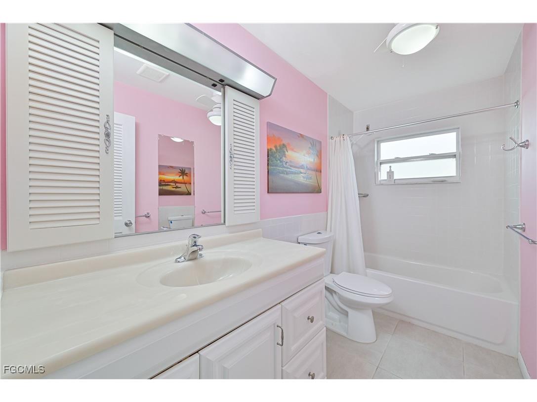 4421 SE 1st Avenue Cape Coral FL 33904 2025024941 image20