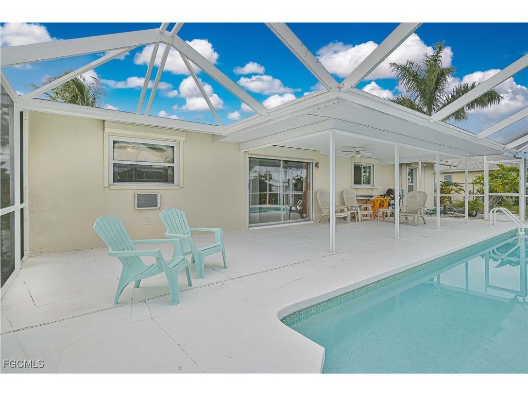 4421 SE 1st Avenue Cape Coral FL 33904 2025024941 image23