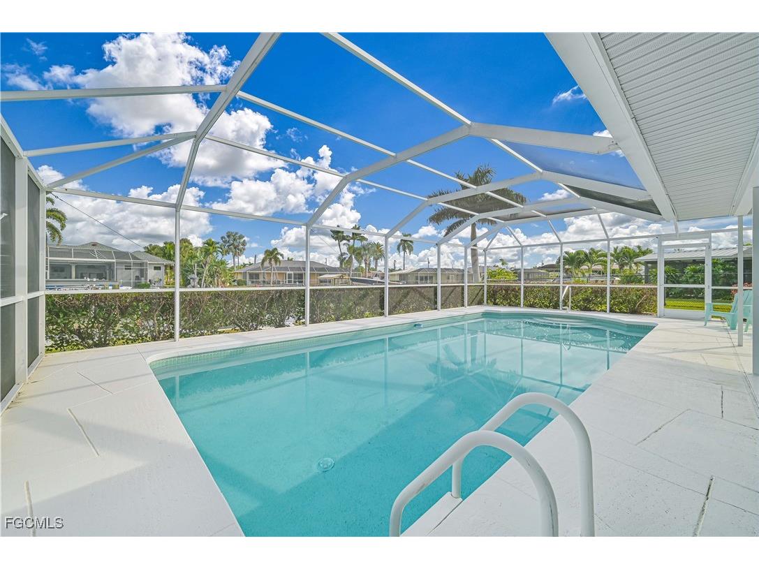 4421 SE 1st Avenue Cape Coral FL 33904 2025024941 image25