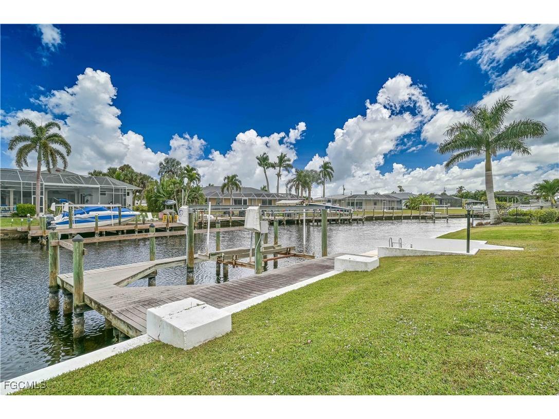 4421 SE 1st Avenue Cape Coral FL 33904 2025024941 image26
