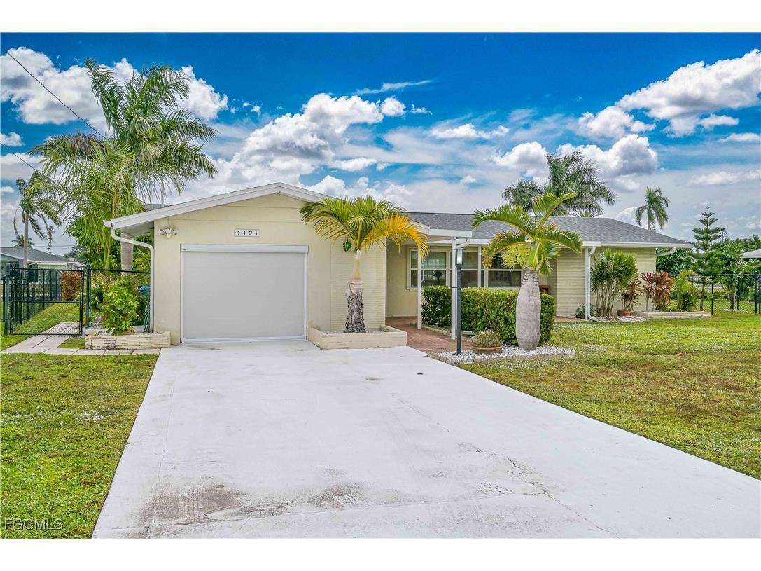 4421 SE 1st Avenue Cape Coral FL 33904 2025024941 image3