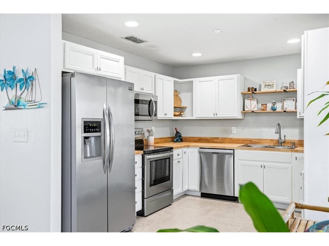 4422 SW 1st Avenue Cape Coral FL 33914 2026025829 image12