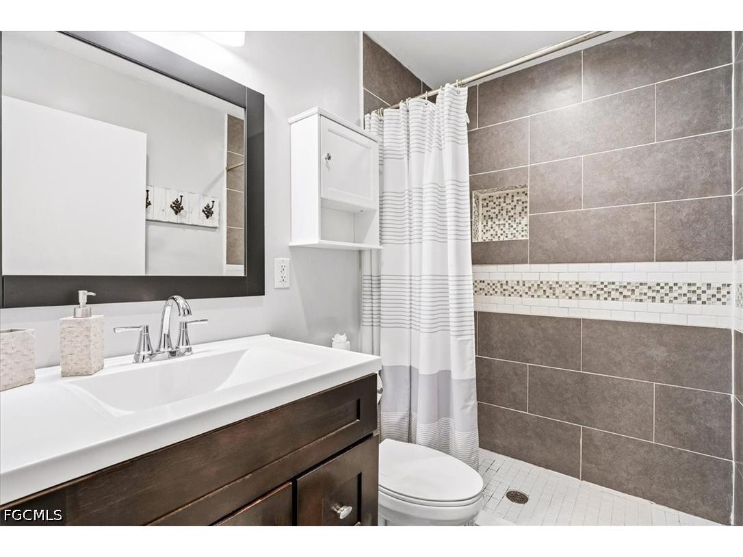4422 SW 1st Avenue Cape Coral FL 33914 2026025829 image15