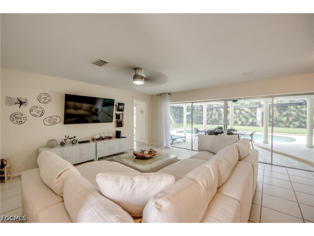 4424 SE 11th Place Cape Coral FL 33904 2026022874 image3