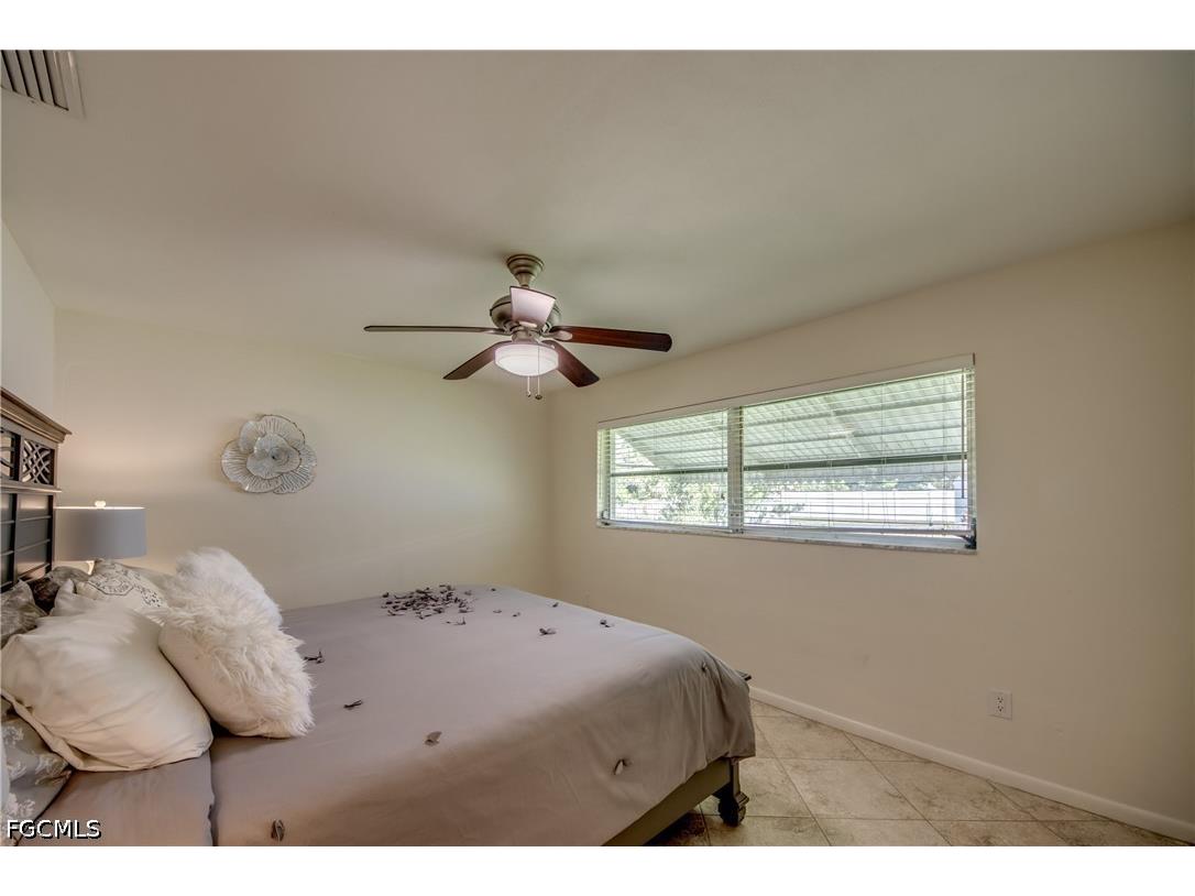 4424 SE 11th Place Cape Coral FL 33904 2026022874 image32
