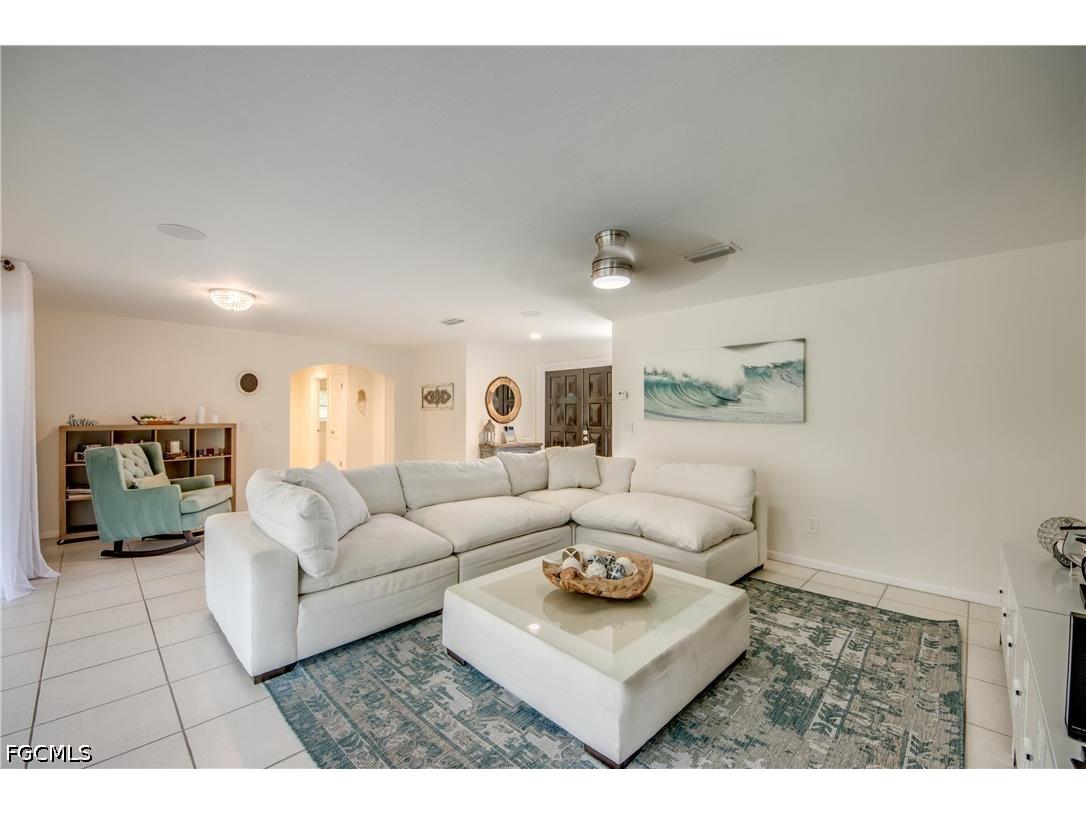 4424 SE 11th Place Cape Coral FL 33904 2026022874 image9