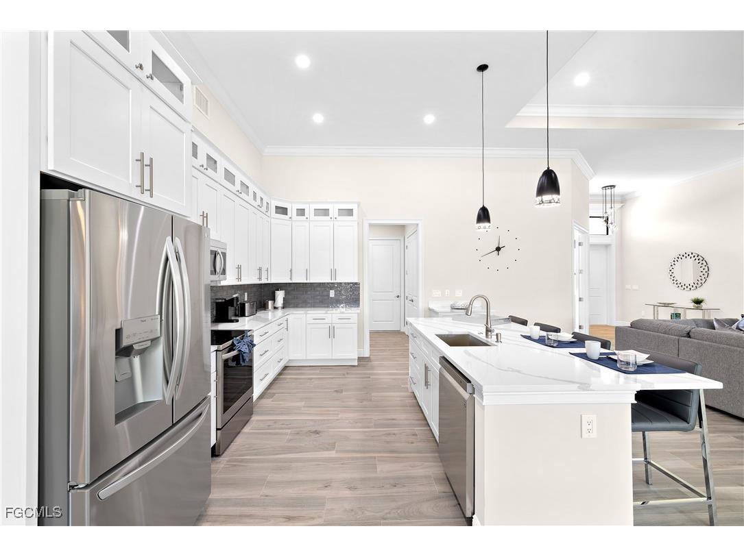 4424 SW 18th Place Cape Coral FL 33914 2025009238 image18