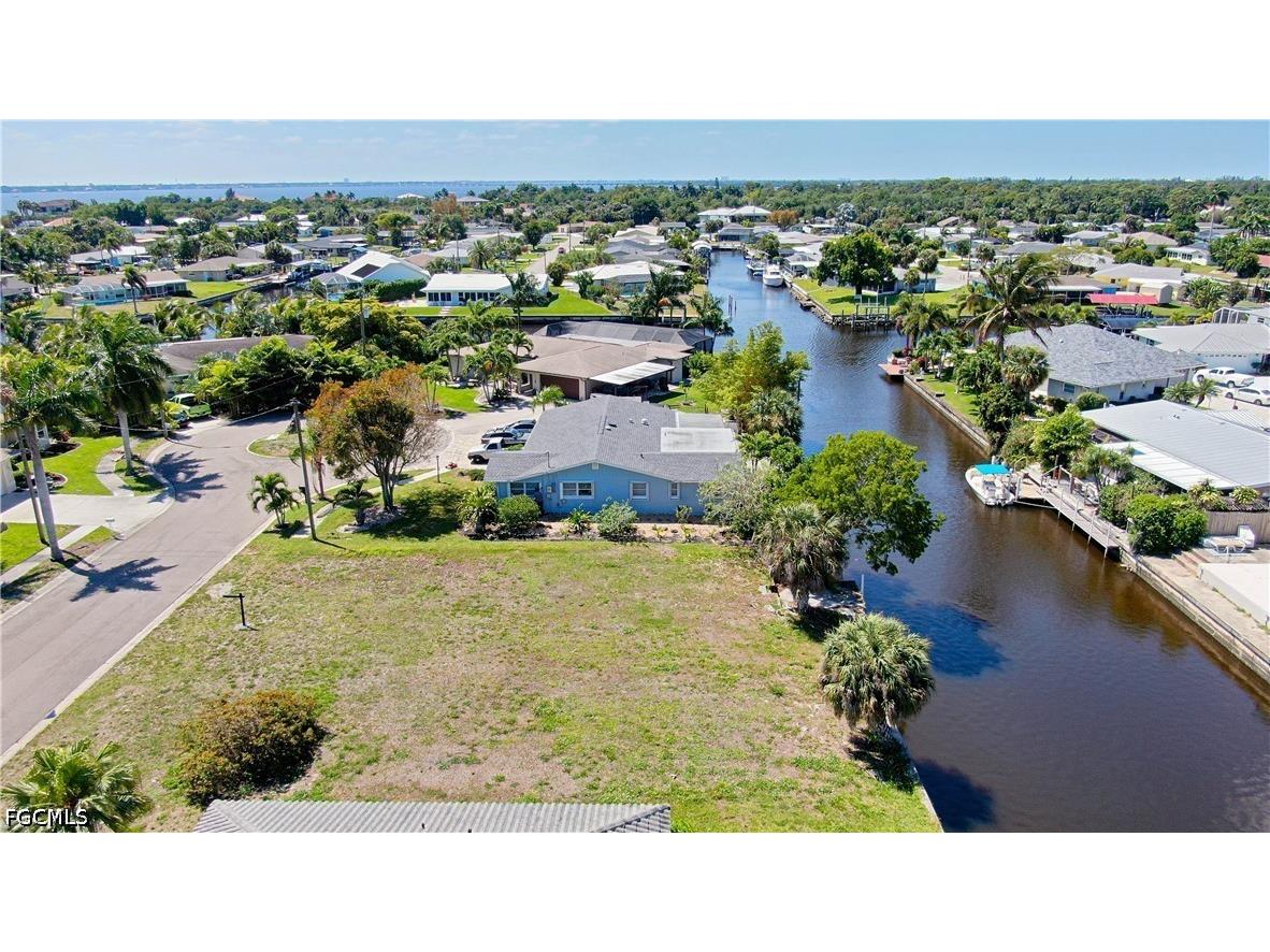 4425 N Gulf Circle North Fort Myers FL 33903 2026017409 image8