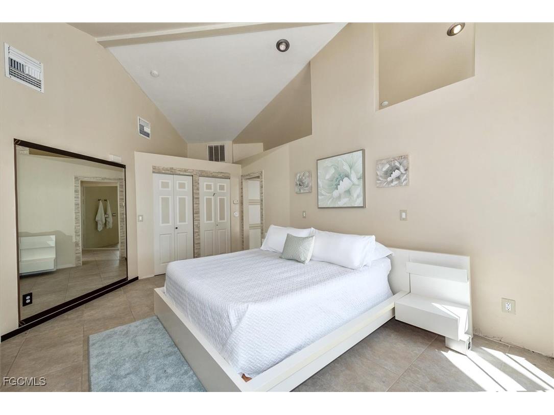 4425 Orchid Boulevard Cape Coral FL 33904 2025008422 image18