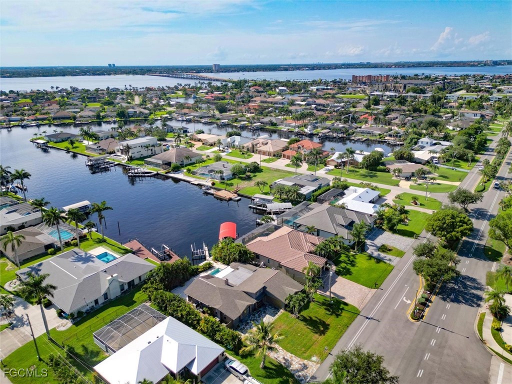 4425 Orchid Boulevard Cape Coral FL 33904 2025008422 image2