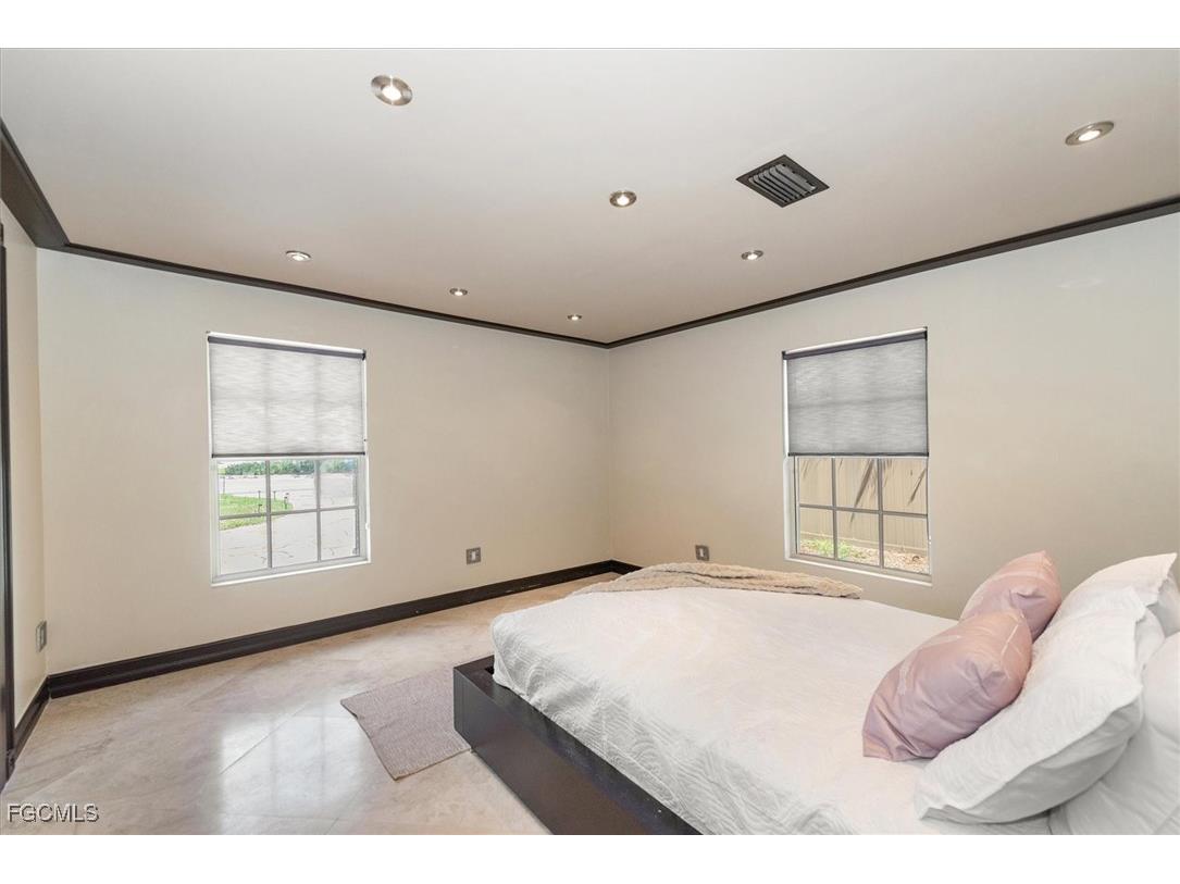 4425 Orchid Boulevard Cape Coral FL 33904 2025008422 image25