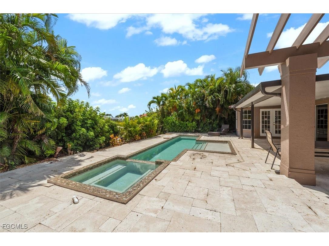 4425 Orchid Boulevard Cape Coral FL 33904 2025008422 image38