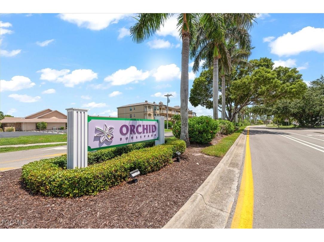 4425 Orchid Boulevard Cape Coral FL 33904 2025008422 image47