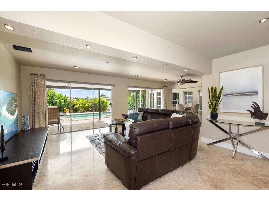 4425 Orchid Boulevard Cape Coral FL 33904 2025008422 image6