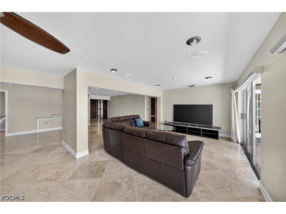 4425 Orchid Boulevard Cape Coral FL 33904 2026013051 image11