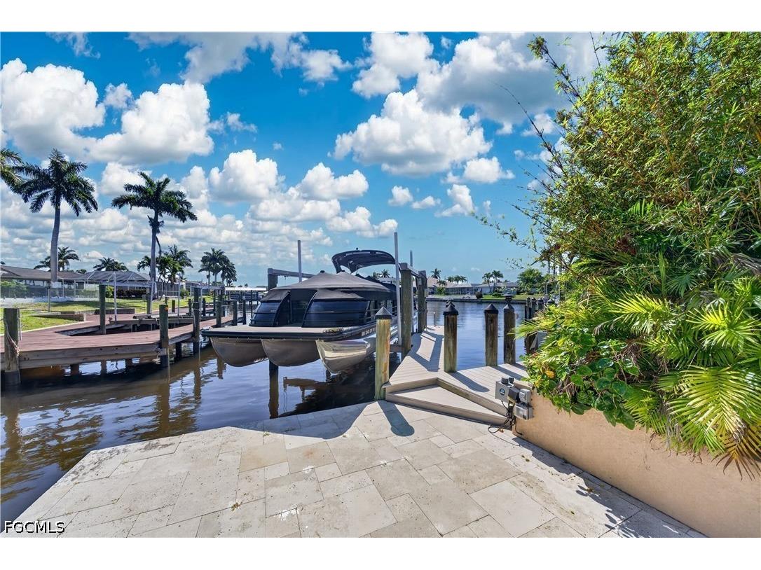 4425 Orchid Boulevard Cape Coral FL 33904 2026013051 image2