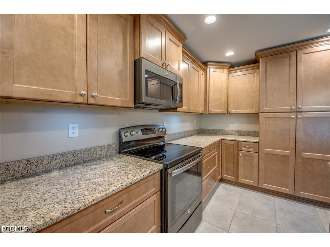 4425 SE 13th Avenue Cape Coral FL 33904 2026014173 image7